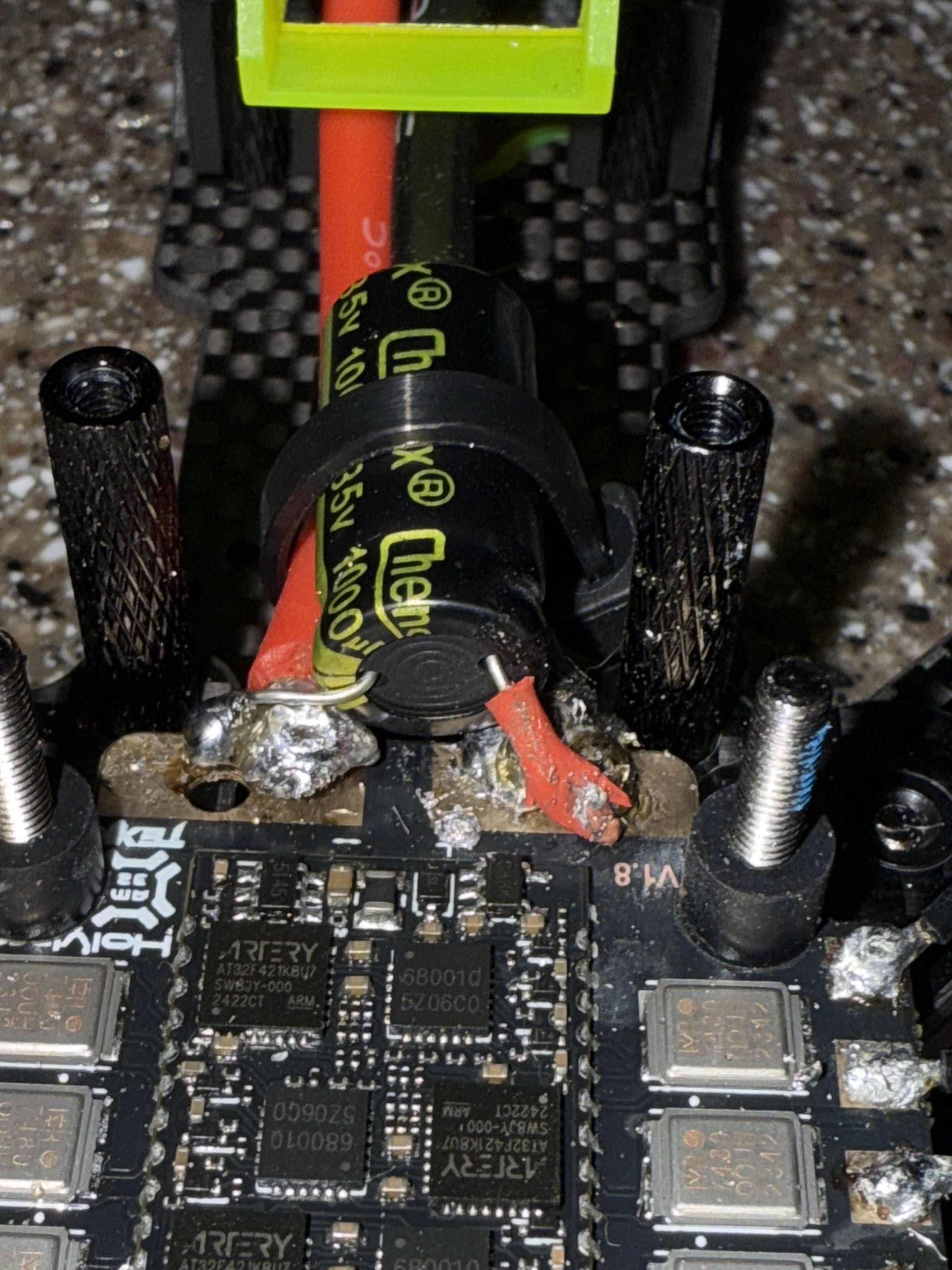 Power path and capacitor